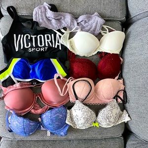 9 pieces Victoria’s Secret bra 32B/XS